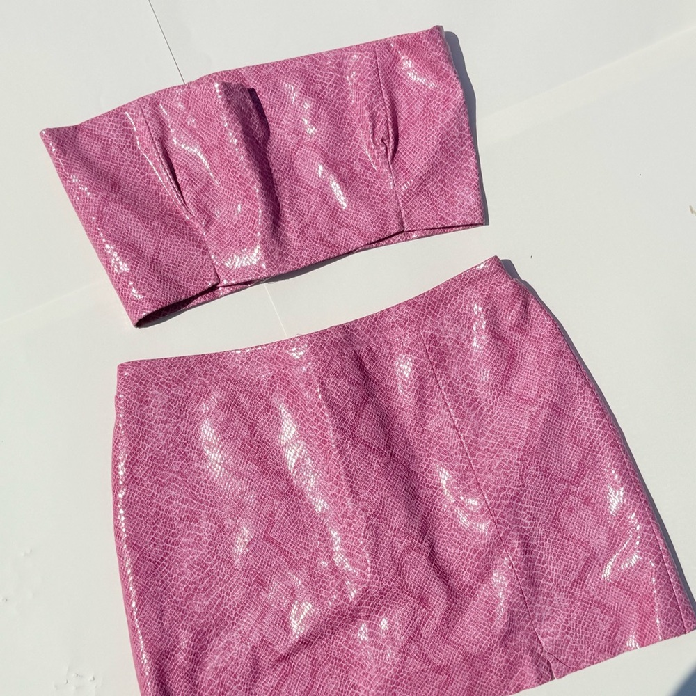 Y2K BCBG pink faux leather snakeskin skirt set